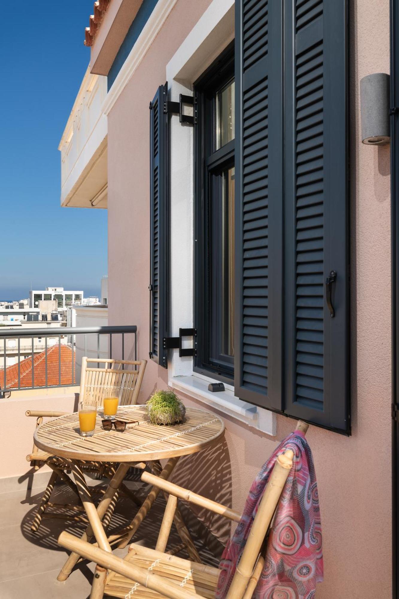The Alma City Hotel خانيا المظهر الخارجي الصورة