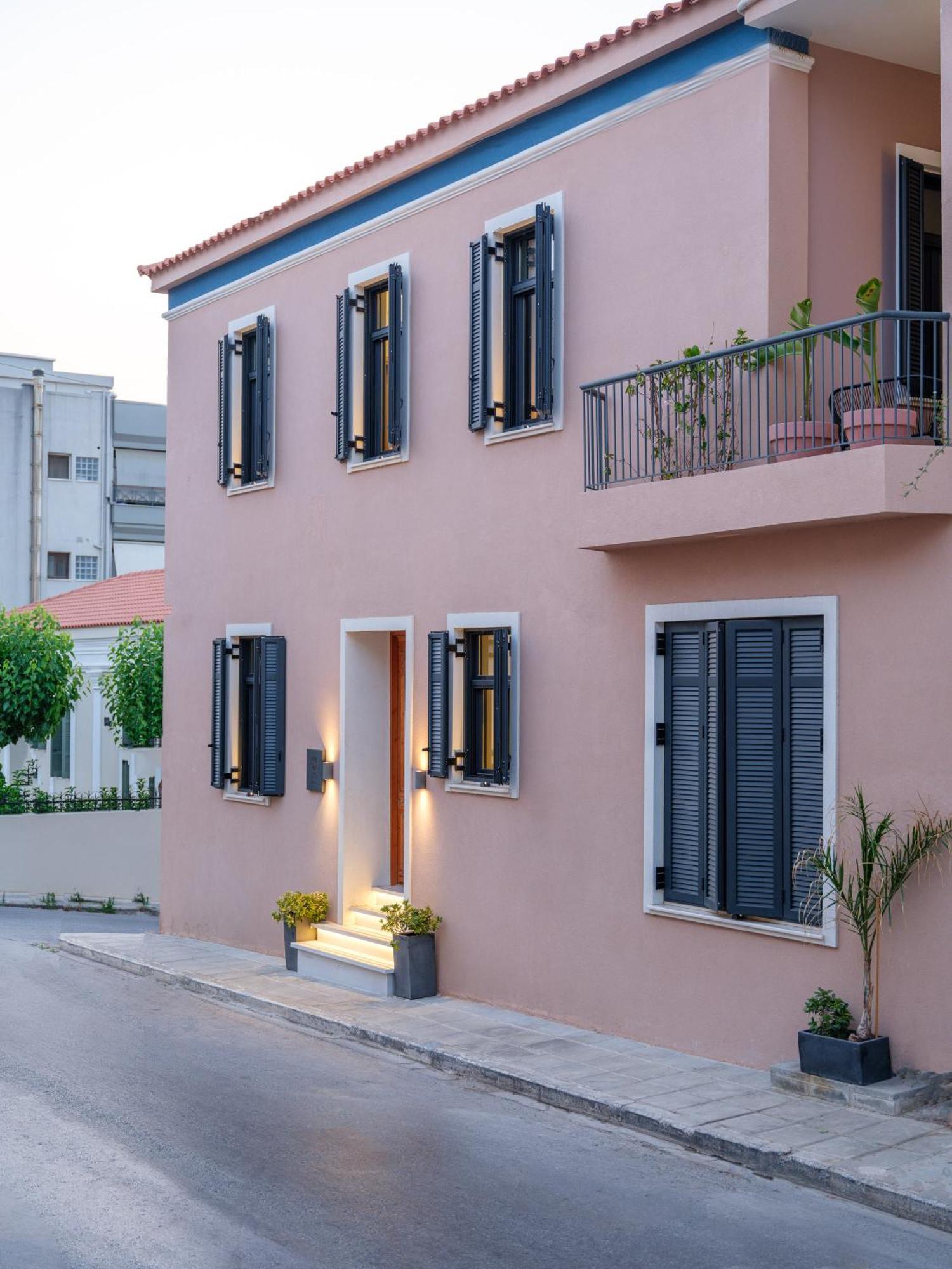 The Alma City Hotel خانيا المظهر الخارجي الصورة